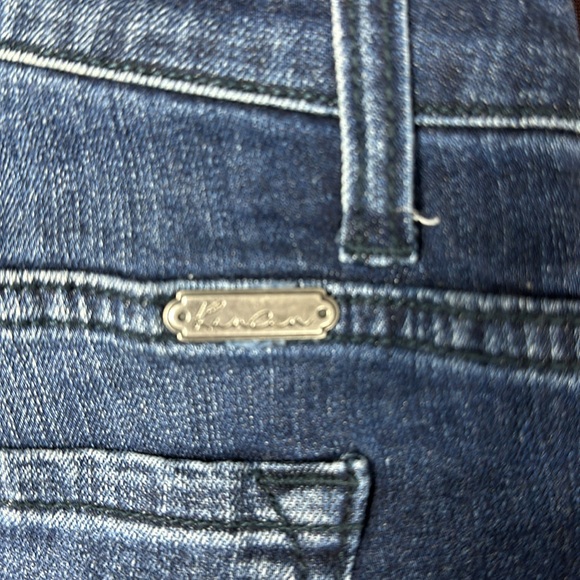 Kancan - Picture 5 of 5